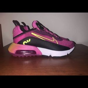 Brand New Nike Air Max 2090 GS “Active Fuchsia”